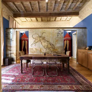Apartment Prestige Boutique - Montenapoleone, Milan